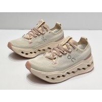 On Running Cloudsurfer Max Ivory Sand