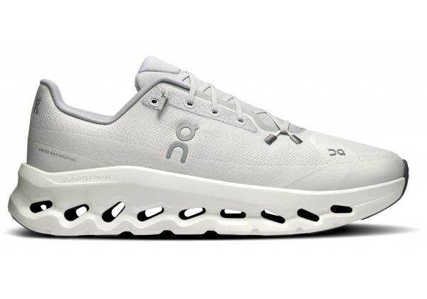 On Cloudtilt Glacier Ice